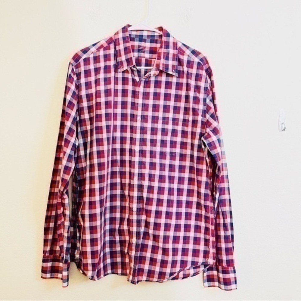 J. Crew Light Weight Slim Fit Plaid Button Down Shirt Men Size Large Blue/Red